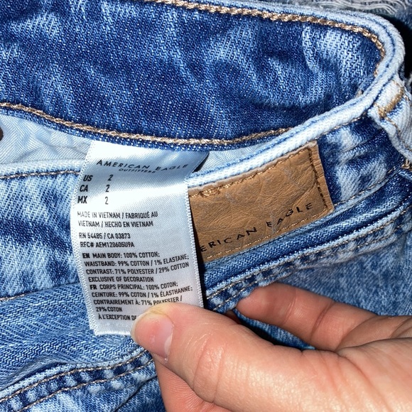 American eagle, size 2, summer shorts - Picture 3 of 4